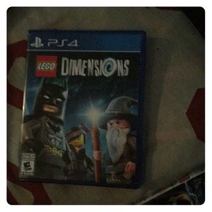 I’m selling LEGO demensions